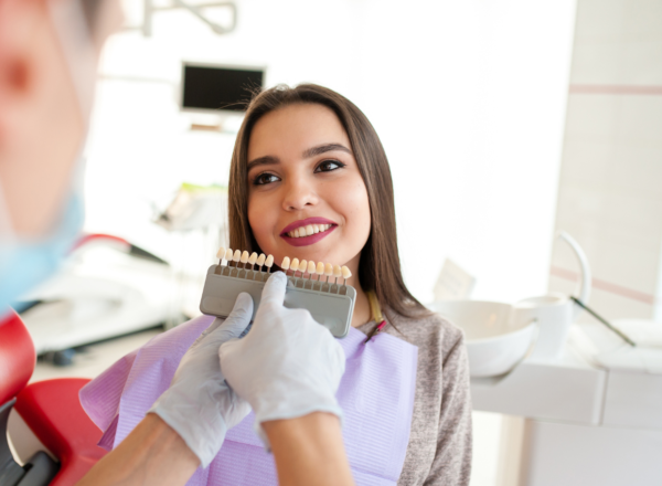 Same day dentistry in McMinnville is perfect for people who just don’t have enough time in the day for cosmetic dentistry.